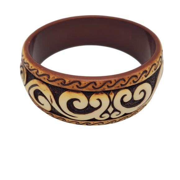 Tribal Swirl Bangle Bracelet Faux Wood Resin Cuff Boho Ethnic Brown Tan Acrylic - Picture 8 of 8